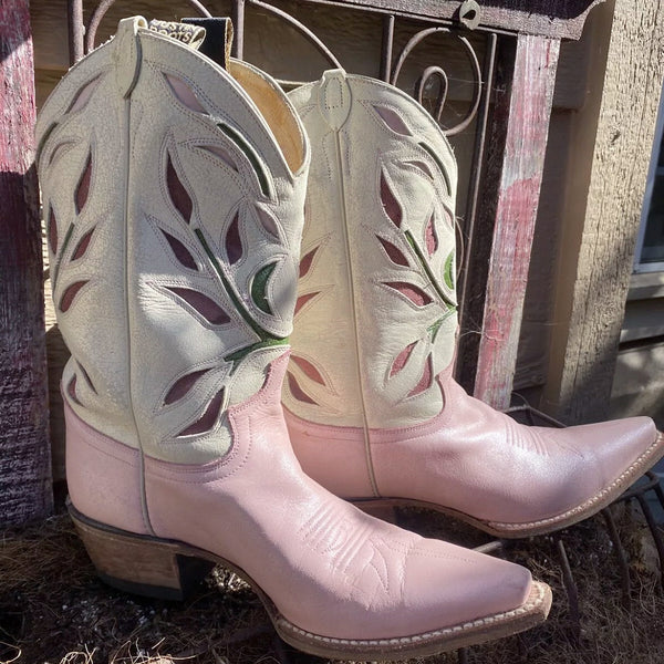 Vintage size 9B pink inlay cowboy boots